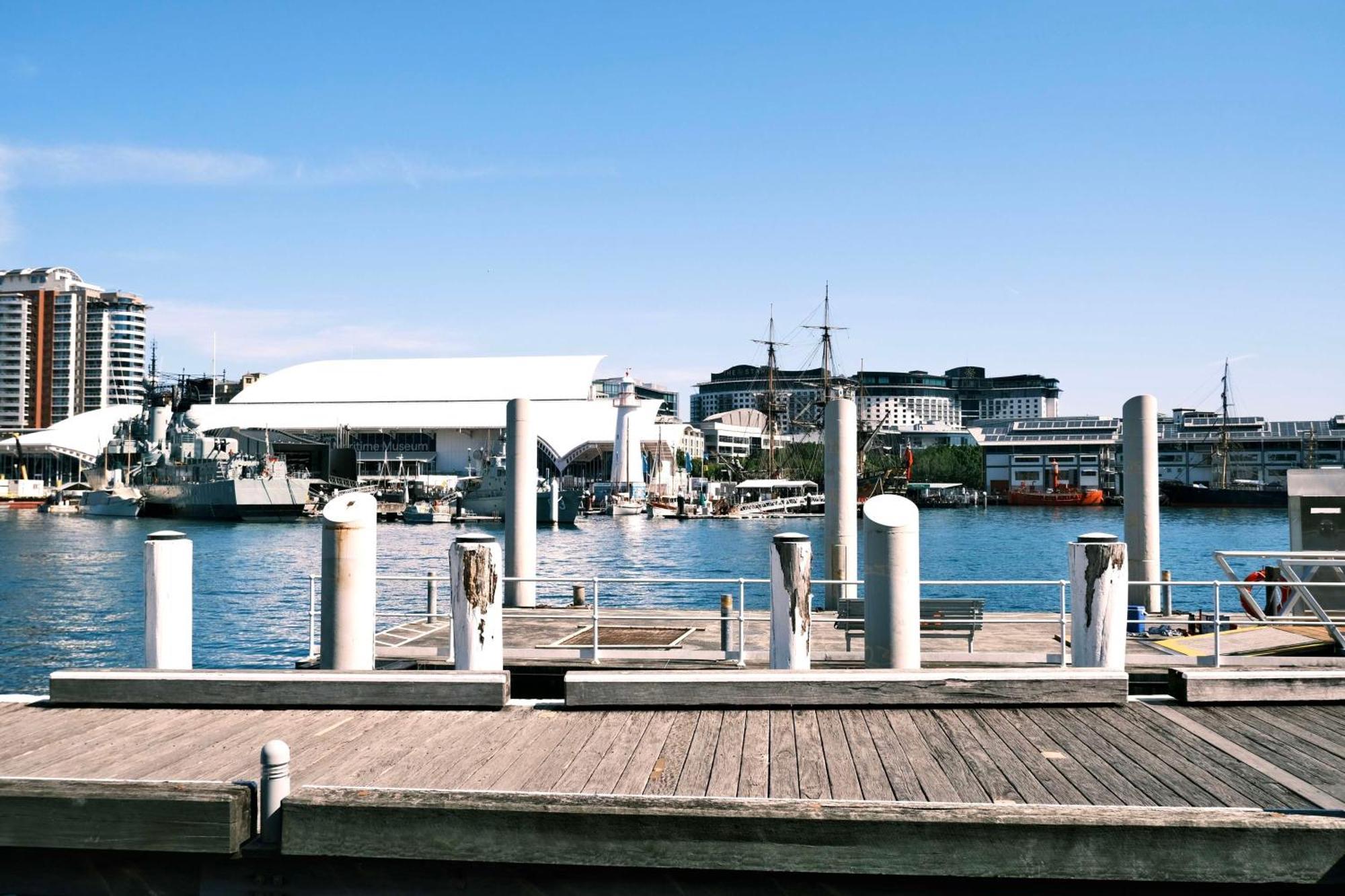 Metro Apartments On Darling Harbour Сидней Экстерьер фото