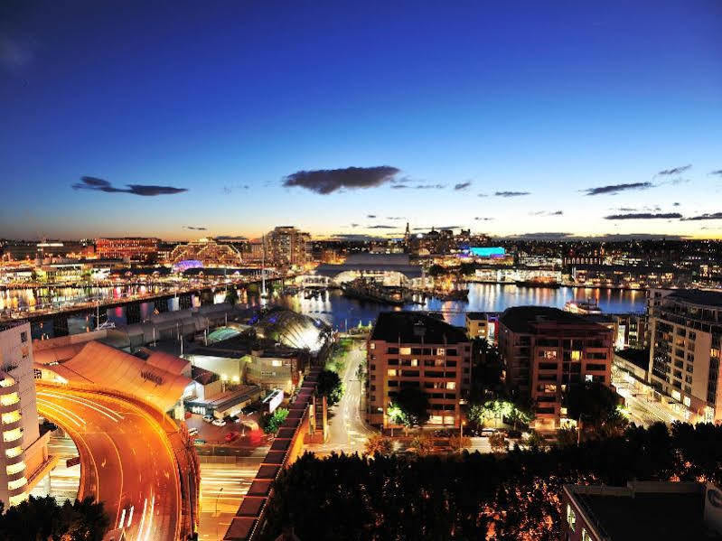 Metro Apartments On Darling Harbour Сидней Экстерьер фото